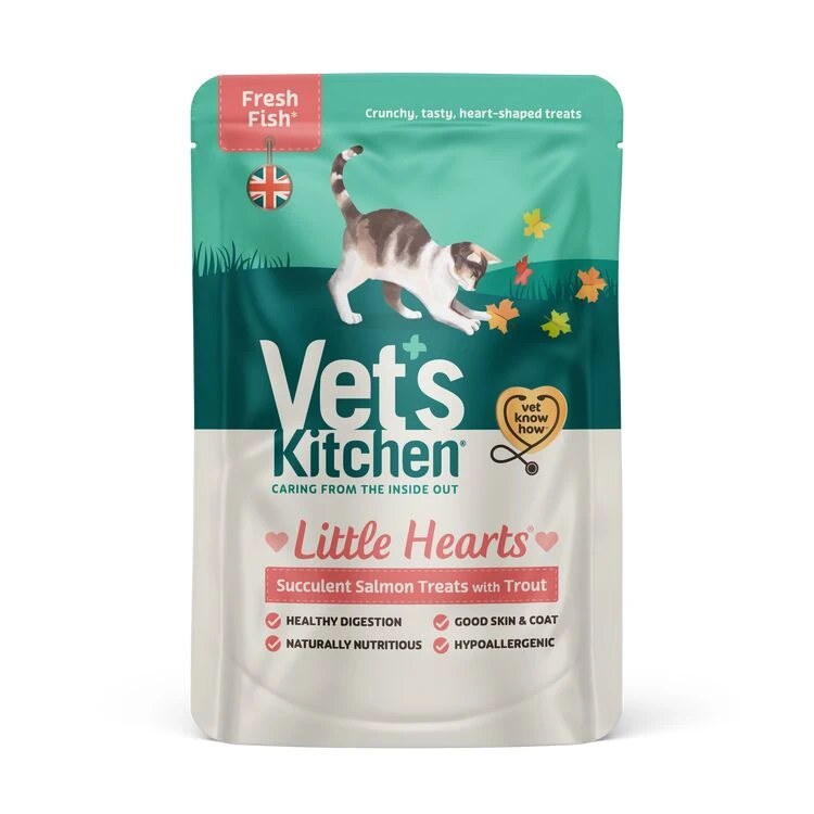8 X Vet's Kitchen Little Hearts Cat Treats Salmon And Trout 60g 1 8 X Vet's Kitchen Little Hearts Cat Treats Salmon And Trout 60g